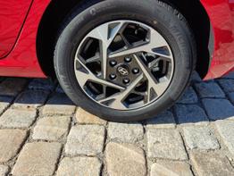 Hyundai i30 GO! 1.0 T-GDI 100 PS Navi-AppleCarPlay-AndroidAuto-Winterpaket-Rückfahrkamera-PDC-DAB-2 Zonen Klimaautomatik-Tempomat-16''Alu-Sofort 