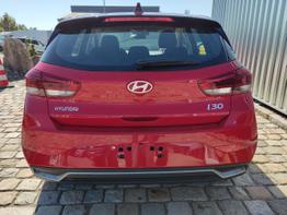 Hyundai i30 GO! 1.0 T-GDI 100 PS Navi-AppleCarPlay-AndroidAuto-Winterpaket-Rückfahrkamera-PDC-DAB-2 Zonen Klimaautomatik-Tempomat-16''Alu-Sofort 