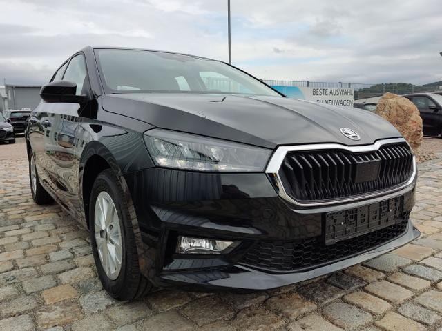 Skoda / Fabia / Schwarz / / / 