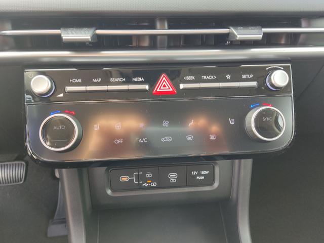 Hyundai / TUCSON / Weiß / / / , Beispielbilder, ggf. teilweise mit Sonderausstattung