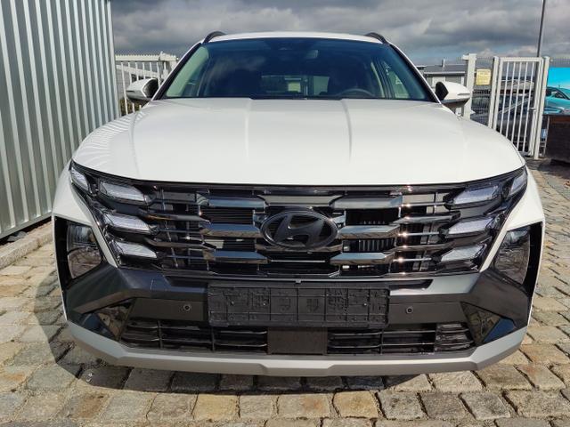 Hyundai / TUCSON / Weiß / / / , Beispielbilder, ggf. teilweise mit Sonderausstattung