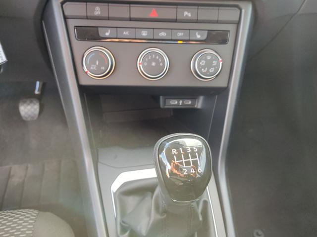 Volkswagen / T-Roc / Grau / / / 