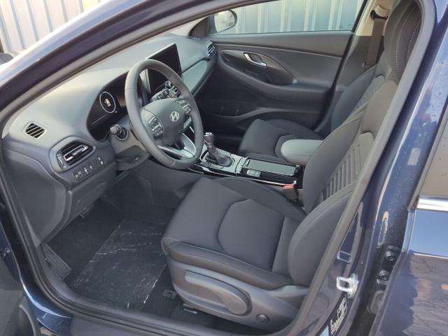 Hyundai / i30 Kombi / Blau / / / , Beispielbilder, ggf. teilweise mit Sonderausstattung