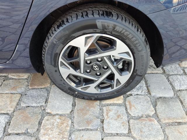 Hyundai / i30 Kombi / Blau / / / , Beispielbilder, ggf. teilweise mit Sonderausstattung