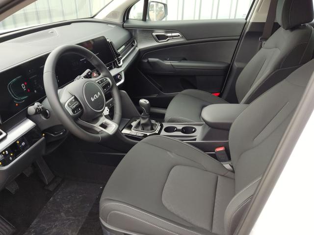 Kia / Sportage / Weiß / / / , Alle Fotos können Beispielbilder sein und aufpreispflichtige Extras enthalten, die genaue Ausstattung entnehmen Sie bitte dem Beschreibungstext. 