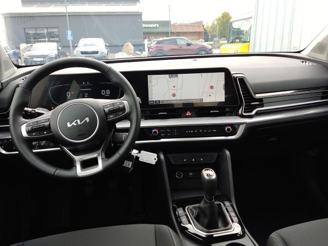 Kia / Sportage / Weiß / / / , Bild dient zur Illustration und zeigt aufpreispflichtige Sonderausstattung. "Die Herstellergarantie beginnt bei EU-Fahrzeugen bereits bei Auslieferung vom ausländischen Lieferanten und kann um mehr als 14 Tage verkürzt sein.