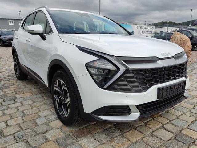 Kia / Sportage / Weiß / / / , Alle Fotos können Beispielbilder sein und aufpreispflichtige Extras enthalten, die genaue Ausstattung entnehmen Sie bitte dem Beschreibungstext. 