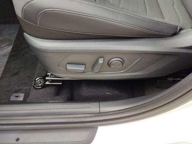 Kia / Sportage / Weiß / / / , Beispielbilder