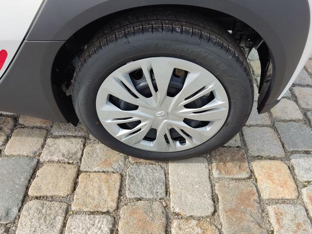 Toyota / Aygo X / Weiß / / / 