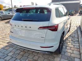 Skoda Karoq Sportline 2.0 TSI 190 PS 4x4 DSG Navi-Anhängerkupplung-Garantie-LED-Matrix-AppleCarPlay-Android-Auto-ACC-Kessy-2-Zonen-Klimaautomatik-18''Alu-Sofort 