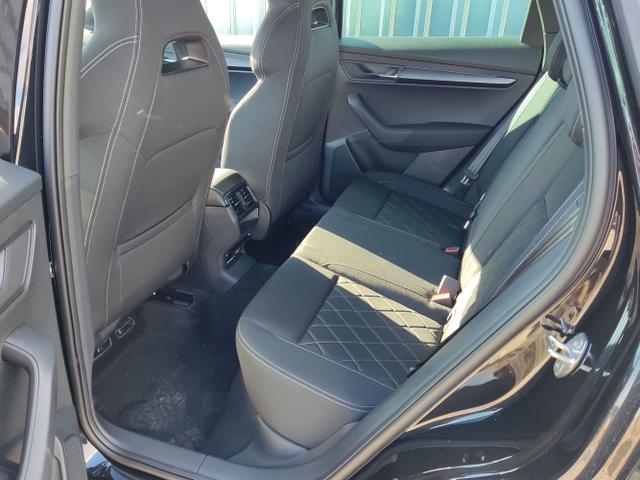 Skoda / Karoq / Schwarz / / / , Beispielbilder, ggf. teilweise mit Sonderausstattung