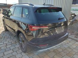 Skoda Karoq Sportline 2.0 TSI 190 PS 4x4 DSG Navi-Anhängerkupplung-Garantie-LED-Matrix-AppleCarPlay-Android-Auto-ACC-Kessy-2-Zonen-Klimaautomatik-18''Alu-Sofort 