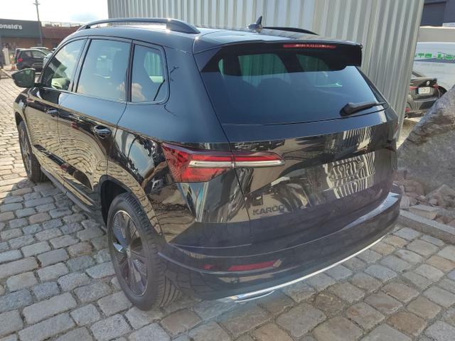 Skoda / Karoq / Schwarz / / / , Beispielbilder, ggf. teilweise mit Sonderausstattung