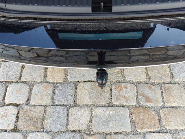 Skoda / Karoq / Schwarz / / / , Beispielbilder, ggf. teilweise mit Sonderausstattung