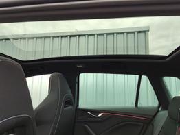 Skoda Kamiq Monte Carlo 1.5 TSI 150 PS DSG Panoramadach-Anhängerkupplung-Matrix-Kessy-Sofort 
