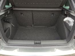 Skoda Kamiq Monte Carlo 1.5 TSI 150 PS DSG Panoramadach-Anhängerkupplung-Matrix-Kessy-Sofort 
