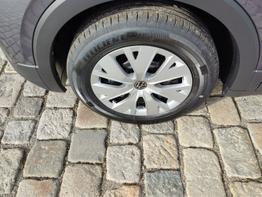 Volkswagen T-Cross Limited Edition 1,0 TSI 70 KW (95 PS) 4 Jahre Garantie-2x PDC-App Connect-Sofort 