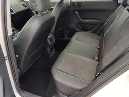 Seat Ateca Style 1.5 TSI DSG 150 PS-AndroidAutoAppleCarPlay-Teilleder-Winterpaket-Voll-LED-Parklenkassistent-Rückfahrkamera-2xPDC-17"Alu-Sofort 