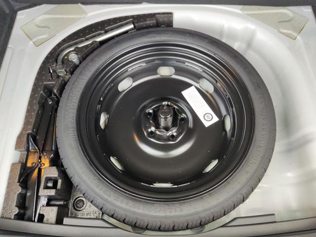 Seat / Ateca / Weiß / / / , Beispielbilder