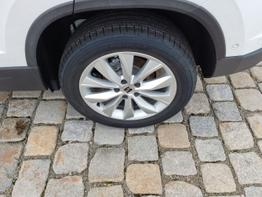 Seat Ateca Style 1.5 TSI DSG 150 PS-AndroidAutoAppleCarPlay-Teilleder-Winterpaket-Voll-LED-Parklenkassistent-Rückfahrkamera-2xPDC-17"Alu-Sofort 