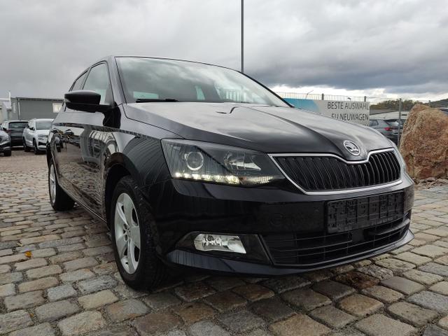 Skoda / Fabia / Schwarz / / / 