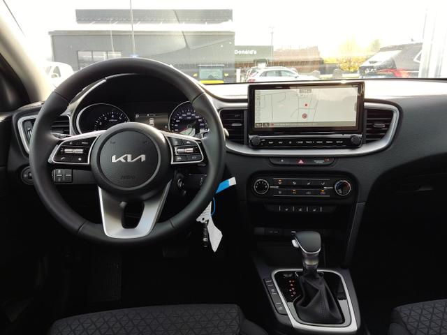 Kia / Ceed / Grau / / / , Beispielbilder