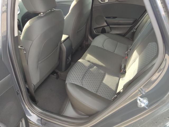 Kia / Ceed / Grau / / / , Beispielbilder