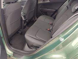 Kia Sportage Urban 1.6 T-GDI 150 PS 7DCT-NEUES MODELL-Navi 12,3 Zoll-Rückfahrkamera-AppleCarPlay-AndroidAuto-Klimaautomatik-SHZ-LED-17''Alu-Sofort 