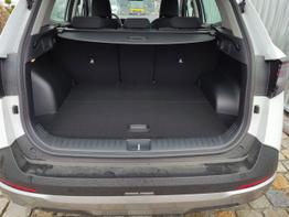 Kia Sportage Urban 1.6 T-GDI 150 PS 7DCT-NEUES MODELL-Navi 12,3 Zoll-Rückfahrkamera-AppleCarPlay-AndroidAuto-Klimaautomatik-SHZ-LED-17''Alu-Sofort 