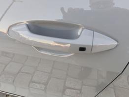 Kia Sportage Urban 1.6 T-GDI 150 PS 7DCT-NEUES MODELL-Navi 12,3 Zoll-Rückfahrkamera-AppleCarPlay-AndroidAuto-Klimaautomatik-SHZ-LED-17''Alu-Sofort 