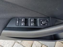 Skoda Kamiq Selection 1.0 TSI 116 PS DSG Facelift Neues Modell! 4 Jahre Garantie, -Climatronic-Tempomat-Matrix LED-Sun Set-AppleCarPlay-AndroidAuto-2xPDC-Rückfahrkamera-Sofort 