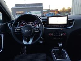 Kia XCeed City 1.5 T-GDI 140 PS-Navi-Kamera-Sitzheizung-Sofort 