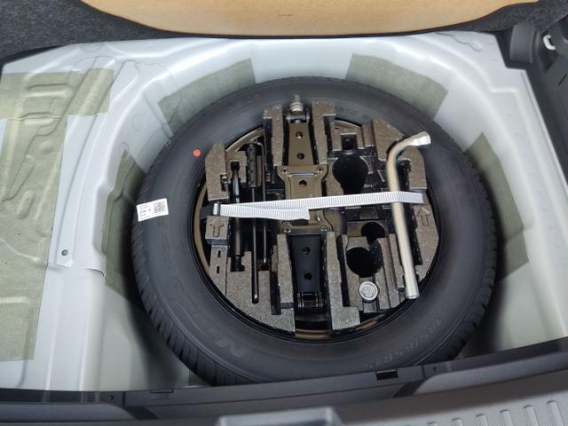 Skoda / Fabia / Weiß / / / , Beispielbilder