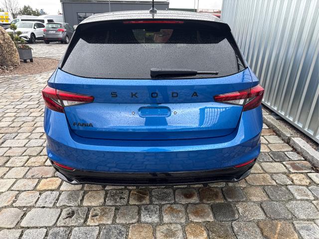 Skoda / Fabia / Blau / Monte Carlo / / , Beispielbilder