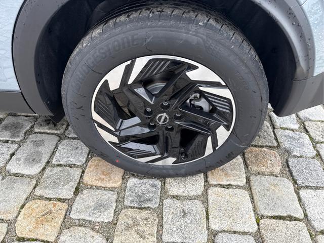 Nissan / Qashqai / Grau / / / , Beispielbilder, ggf. teilweise mit Sonderausstattung