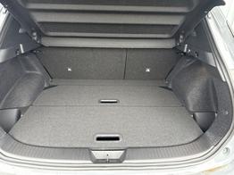 Nissan Qashqai N-Connecta 1.3 DIG-T Mild Hybrid Automatik 158 PS AndroidAuto-AppleCarPlay-ProPilot-360°Parkkamera-LED-Winterpaket-Keyless-Fernlichtassist-2-Zonen-Klimaautomatik-18''Alu-Sofort 