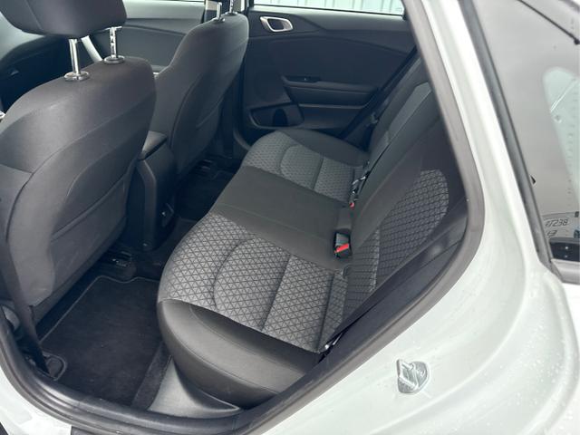 Kia / Ceed / Weiß / / / 