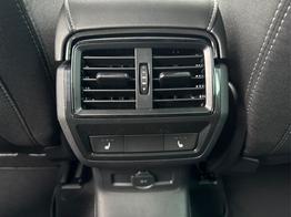 Skoda Karoq Sportline 1,5 TSI 150 PS DSG Navi-4x Sitzheizung-Canton Sound-Anhängerkupplung-LED-Matrix-AppleCarPlay-Android-Auto-ACC-Kessy-2-Zonen-Klimaautomatik-18''Alu-Sofort 