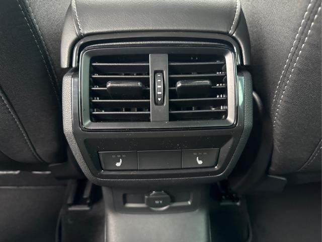 Skoda / Karoq / Blau / / / , Beispielbilder, ggf. teilweise mit Sonderausstattung