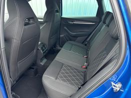 Skoda Karoq Sportline 1,5 TSI 150 PS DSG Navi-4x Sitzheizung-Canton Sound-Anh&auml;ngerkupplung-LED-Matrix-AppleCarPlay-Android-Auto-ACC-Kessy-2-Zonen-Klimaautomatik-18''Alu-Sofort 