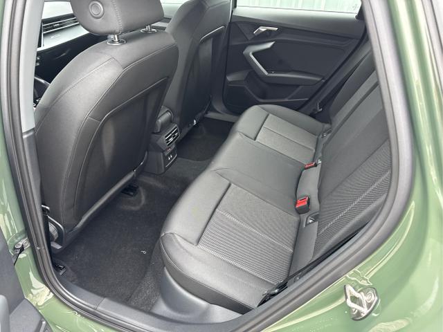 Audi / A3 Sportback / Grün / / / 