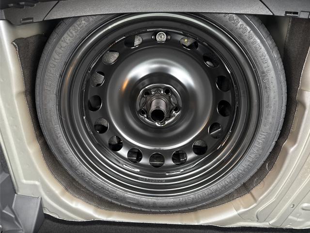 Volkswagen / T-Cross / Grau / / / 