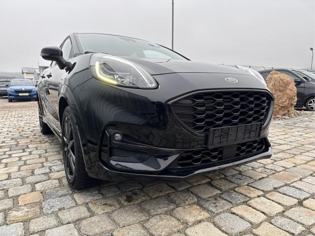 Ford / Puma / Schwarz / / / 