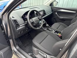 Skoda Karoq Selection 1.5 TSI 150 PS DSG 4 Jahre Garantie-Anh&auml;ngerkupplung-Keyless-AppleCarPlay-AndroidAuto-Sunset-Tempomat-2-Zonen-Klima-16''Alu 