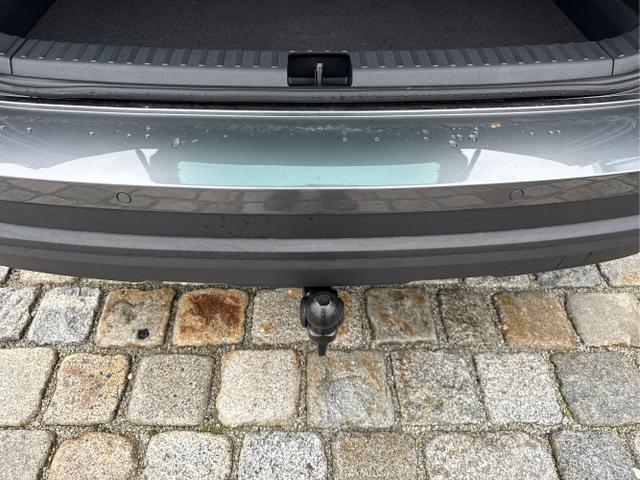 Skoda / Karoq / Grau / / / , Beispielbilder, ggf. teilweise mit Sonderausstattung