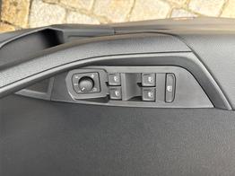 Skoda Karoq Selection 1.5 TSI 150 PS DSG 4 Jahre Garantie-Anh&auml;ngerkupplung-Keyless-AppleCarPlay-AndroidAuto-Sunset-Tempomat-2-Zonen-Klima-16''Alu 