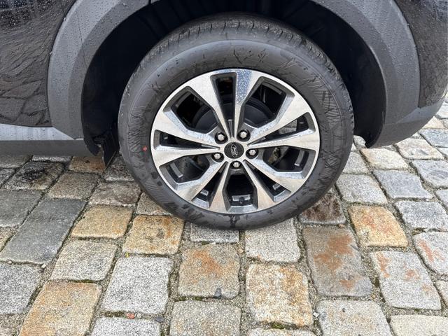 Ford / Puma / Schwarz / / / 