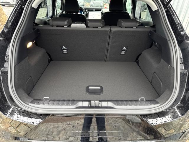 Ford / Puma / Schwarz / / / 