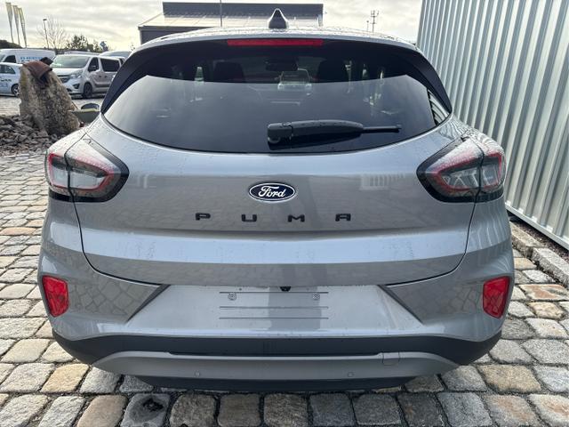 Ford / Puma / Grau / / / 
