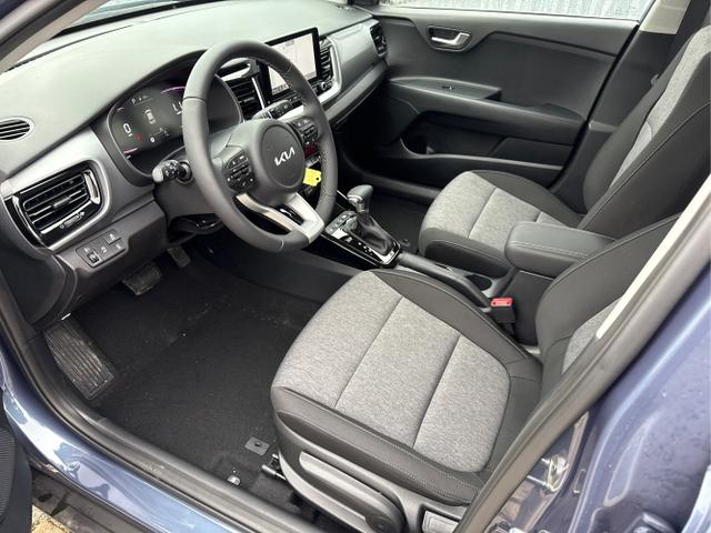 Kia / Stonic / Blau / / / , Beispielbilder, ggf. teilweise mit Sonderausstattung